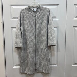 Croft & Barrow Sleepwear quilted zip up robe Size Large Gray Pockets